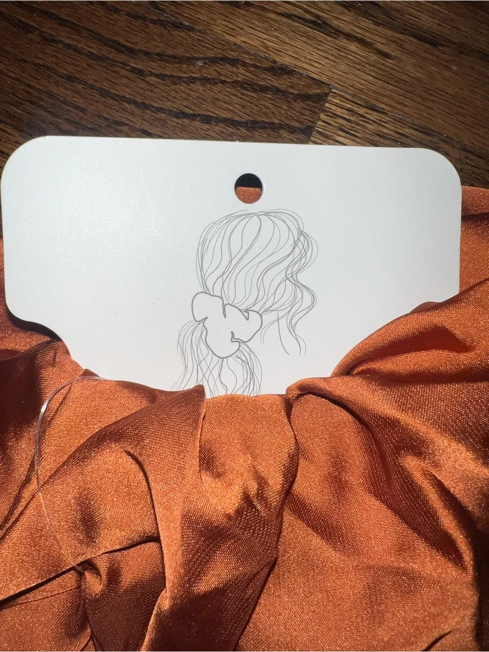 NWT Kristin Ess bundle - Oversized Satin Scrunchie Copper Orange + travel shampo